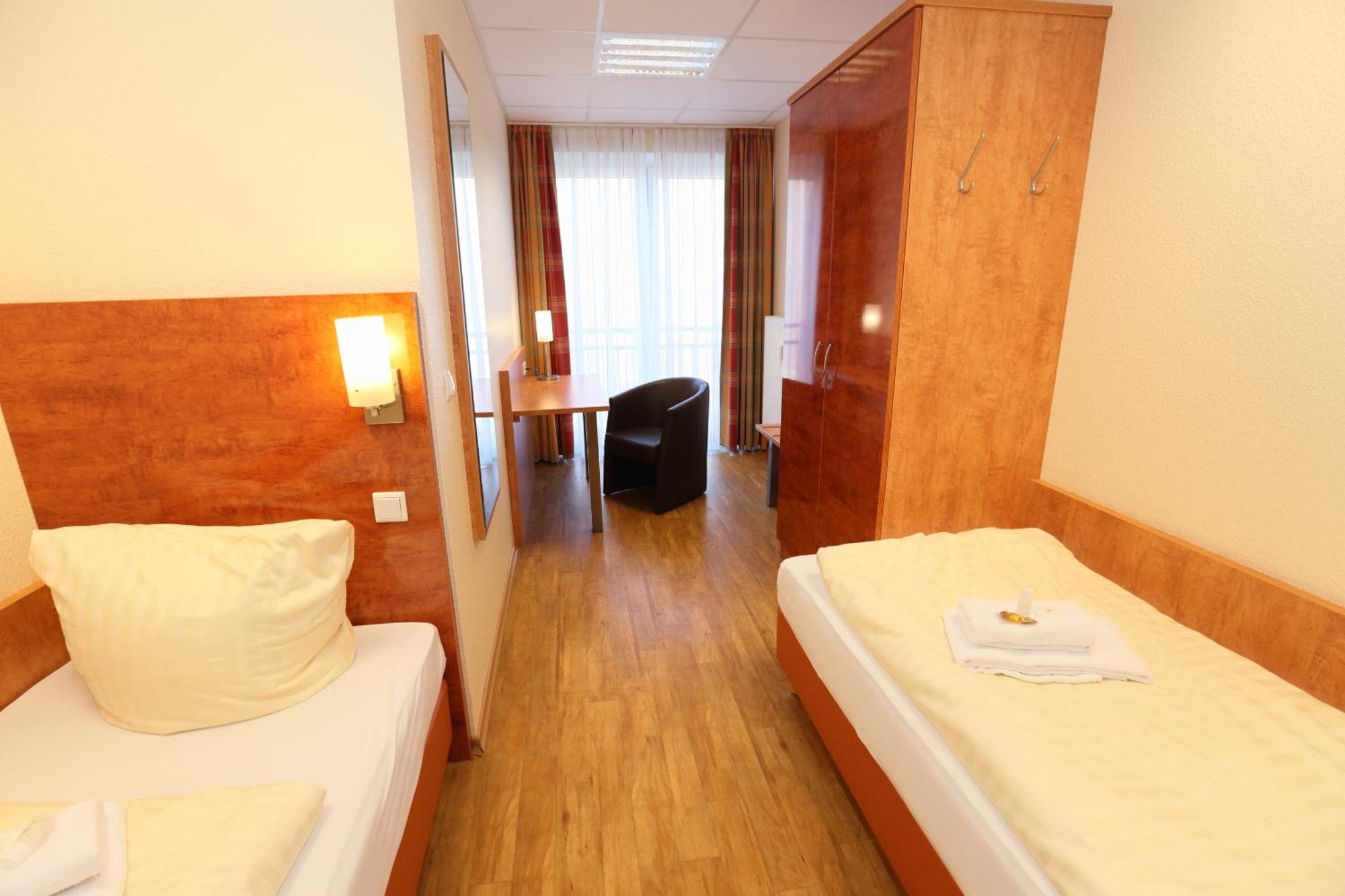 Hotel Am Holzhafen Stade Extérieur photo